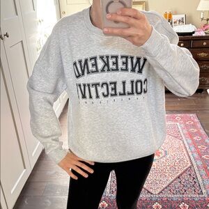Super cozy vintage vibes gray sweatshirt